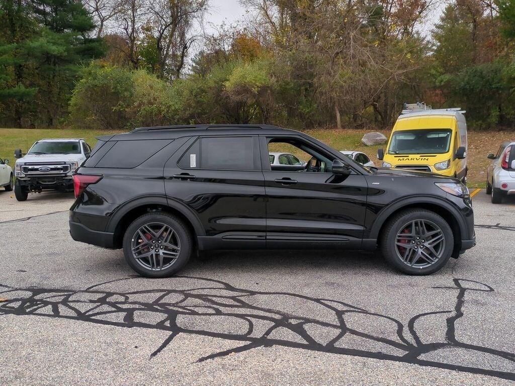 New 2025 Ford Explorer ST-Line SUV