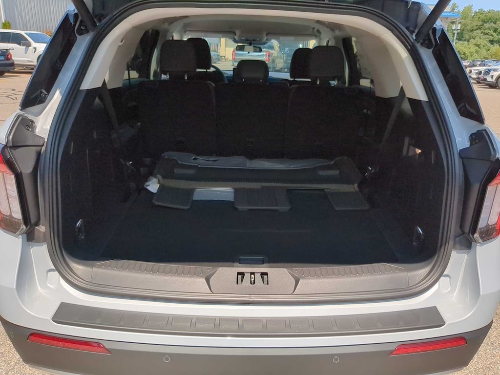 New 2026 Ford Explorer Active w/200A Pkg SUV