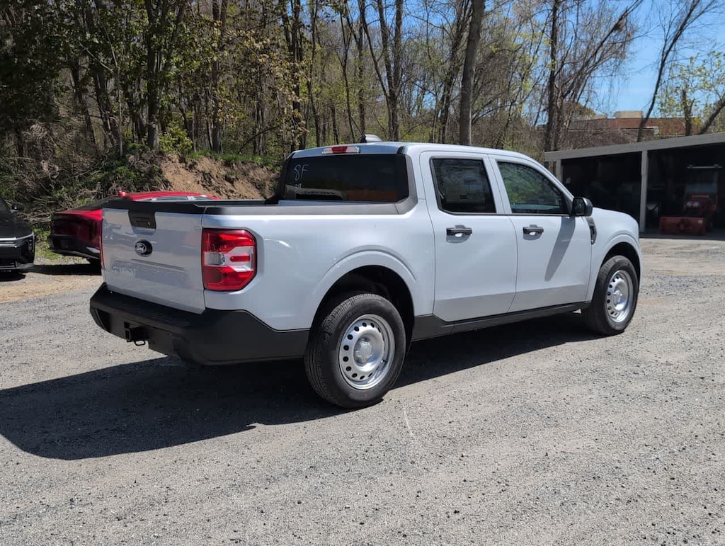 New 2026 Ford Maverick XL FWD Supercrew Truck