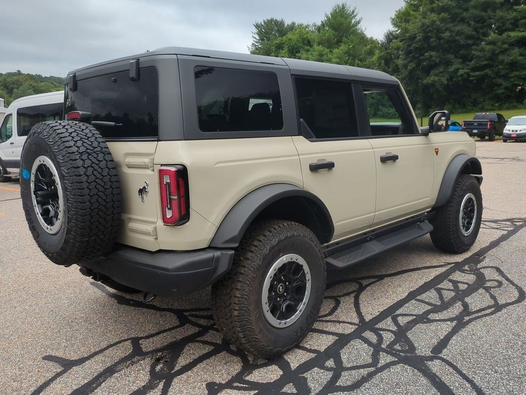 New 2025 Ford Bronco Badlands SUV
