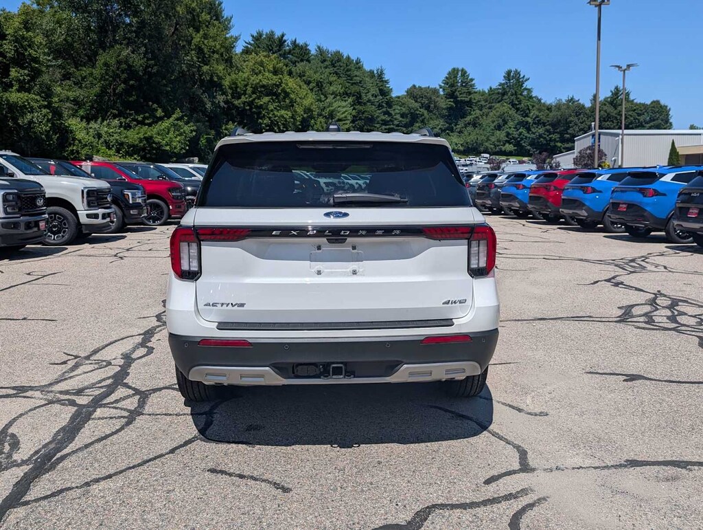 New 2026 Ford Explorer Active w/200A Pkg SUV