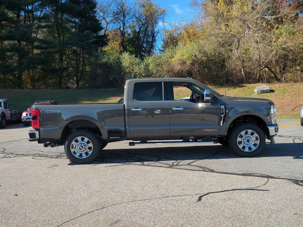 New 2026 Ford F-350 Lariat Truck
