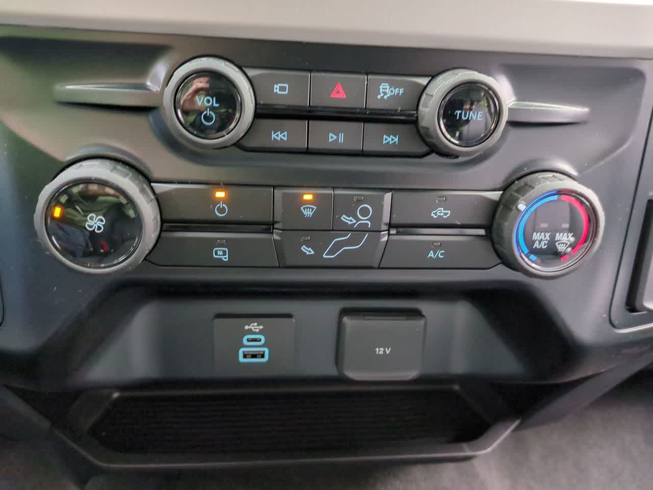 2026 Ford F-350 Super Duty XL - Photo 17
