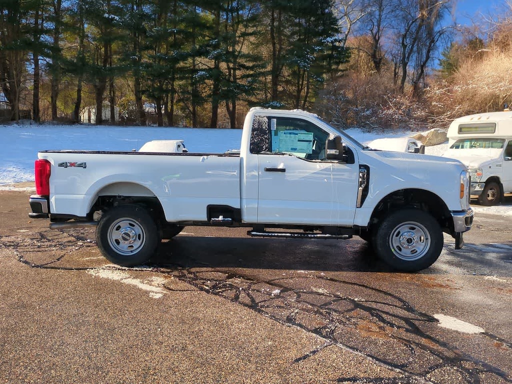 New 2026 Ford F-350 XL 4WD Reg Cab 8 Box Truck