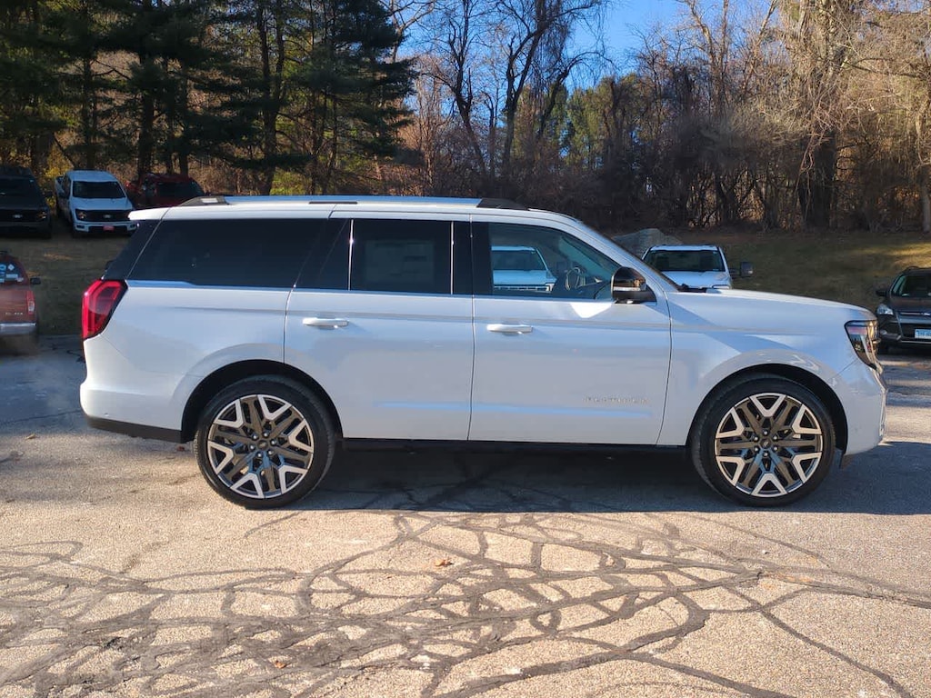 New 2025 Ford Expedition Platinum SUV