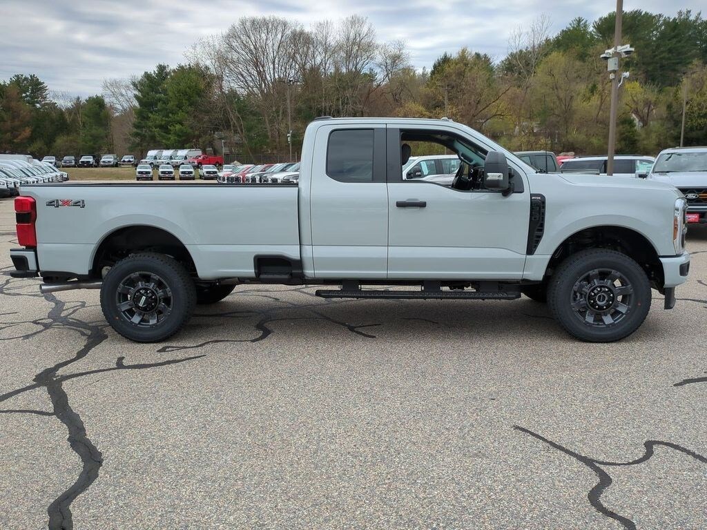 New 2025 Ford F-350 XL Truck