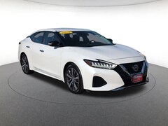 2020 Nissan Maxima SV Sedan