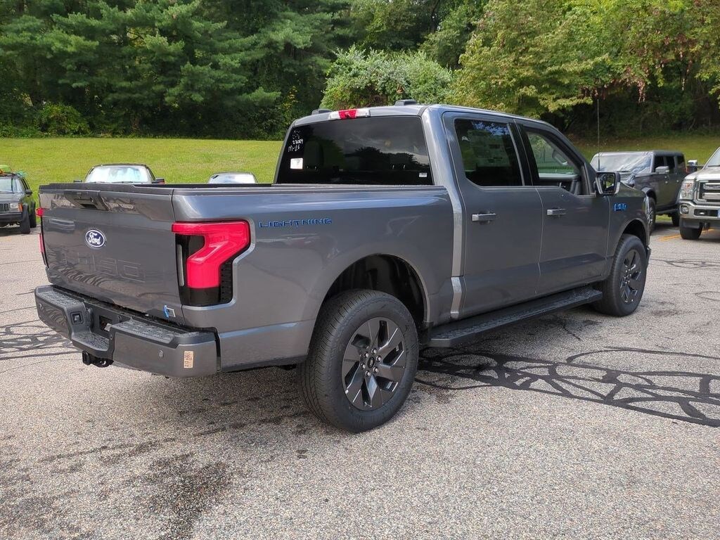 New 2025 Ford F-150 Lightning Flash TRUCK