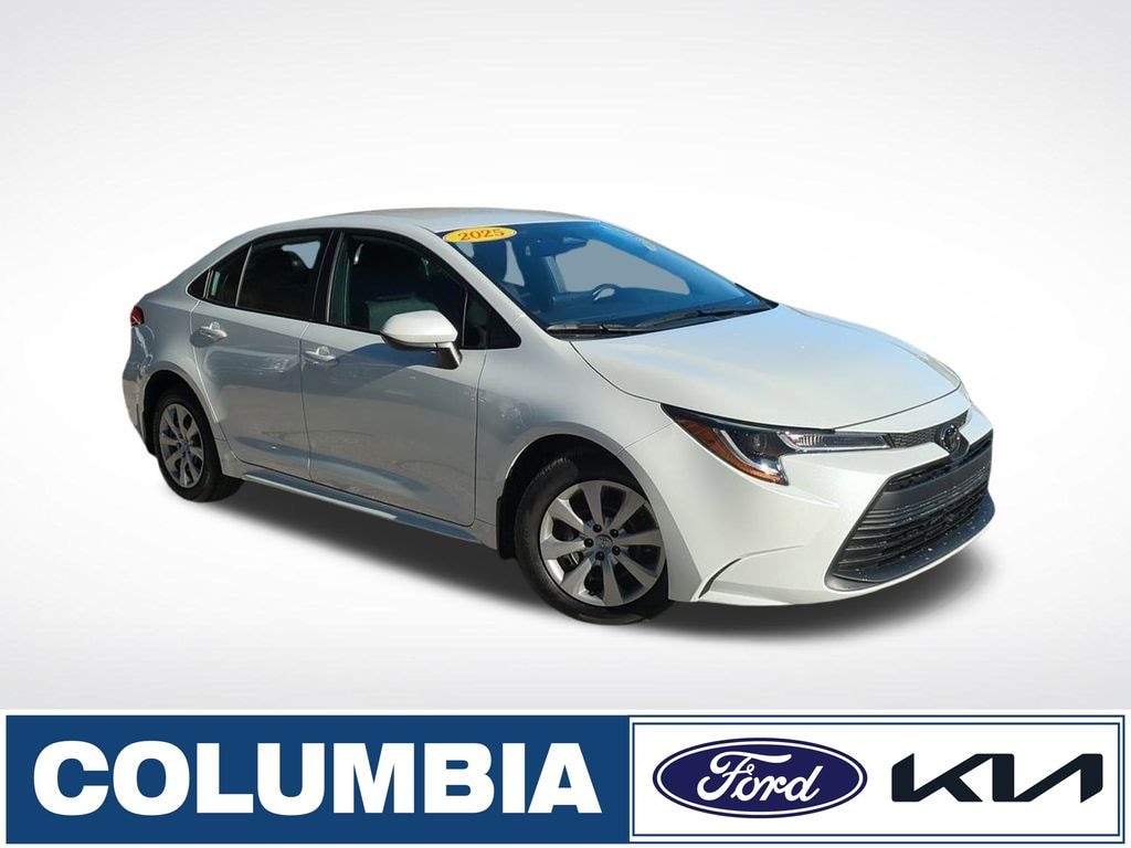 Used 2025 Toyota Corolla LE Sedan