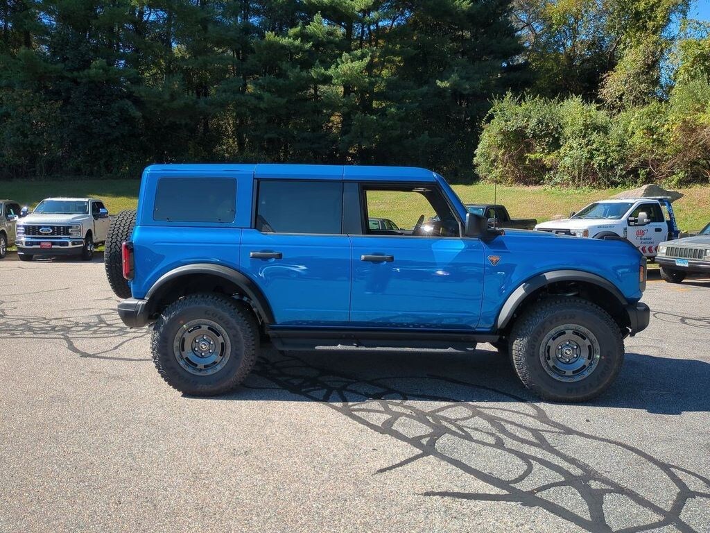 New 2025 Ford Bronco Badlands SUV