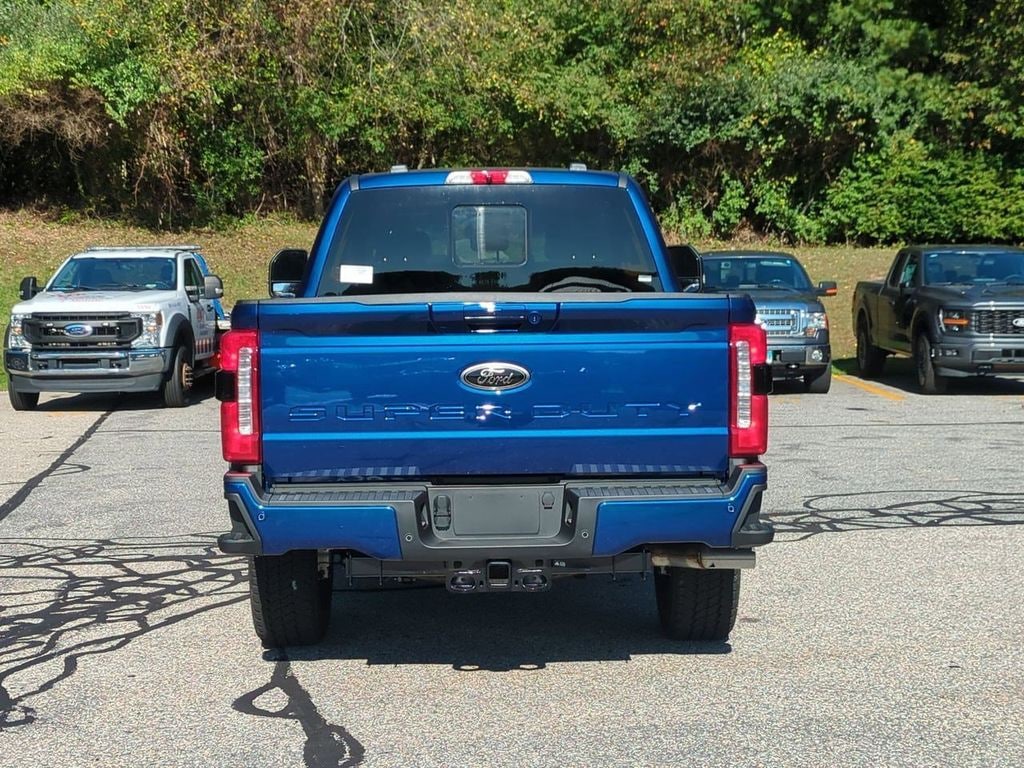 New 2026 Ford F-350 Lariat Truck