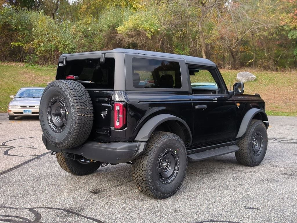 New 2025 Ford Bronco Badlands SUV