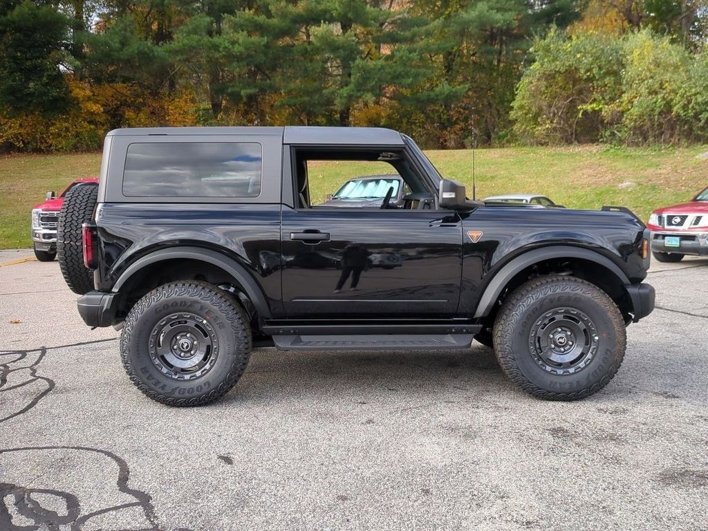 New 2025 Ford Bronco Badlands SUV