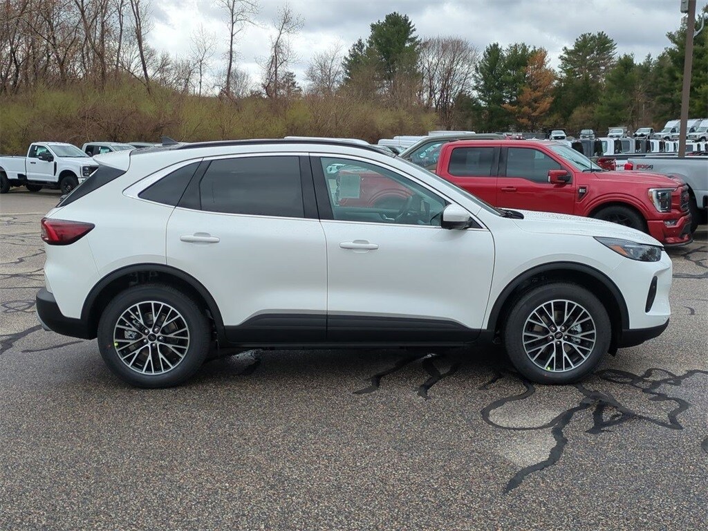 2025 Ford Escape Plug-In Hybrid Base photo 2