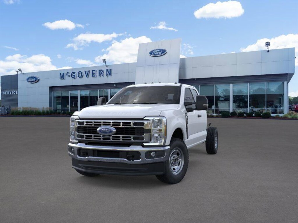 New 2025 Ford F-350 Chassis XL Truck Super Cab