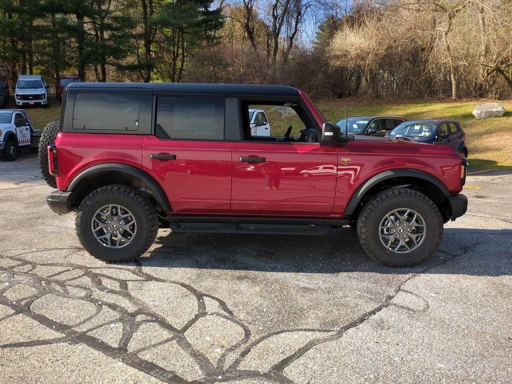 New 2025 Ford Bronco Badlands SUV