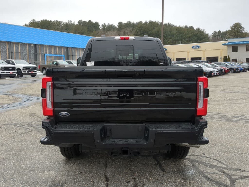 New 2026 Ford F-350 Platinum Truck Crew Cab