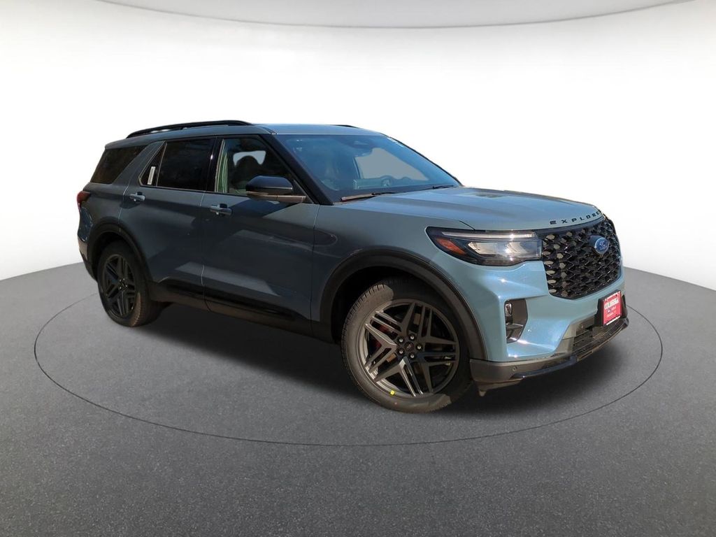 2026 Ford Explorer ST's photo