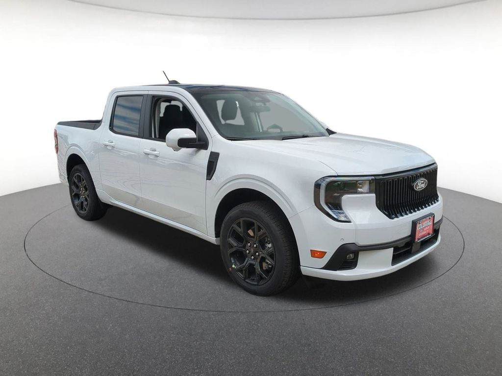 2025 Ford Maverick Lobo's photo