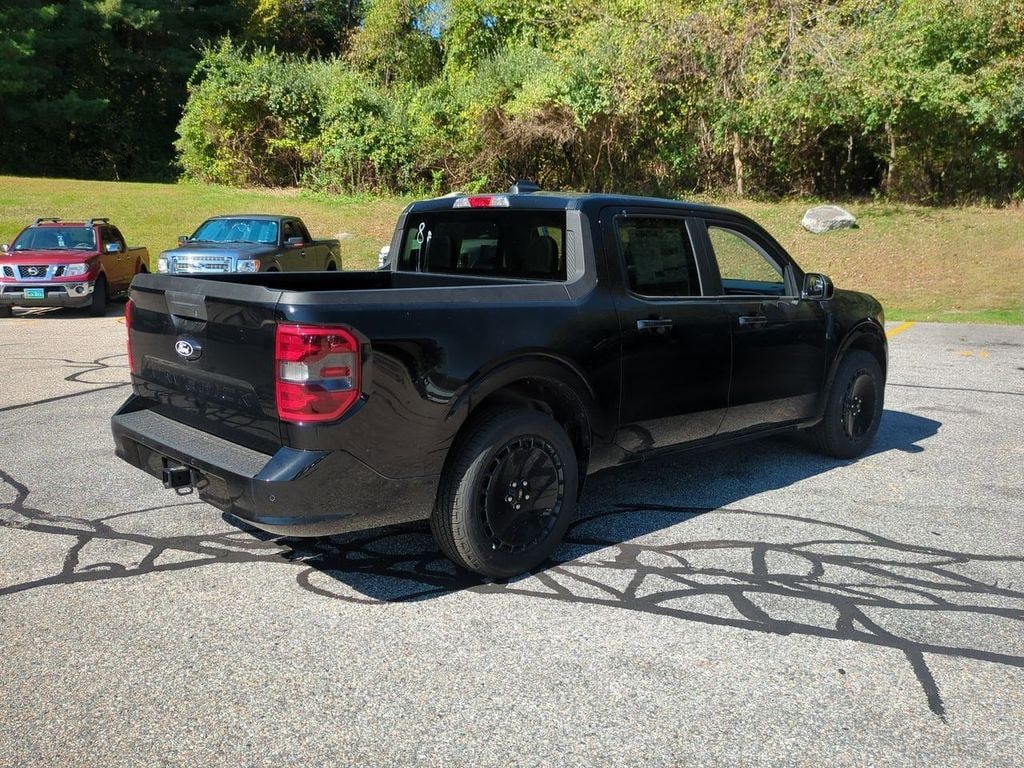 New 2025 Ford Maverick Lobo Standard Truck SuperCrew