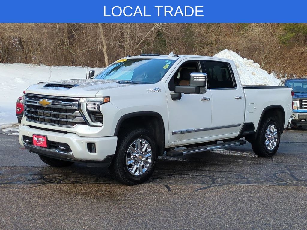 2024 Chevrolet Silverado 3500 HD High Country photo 3