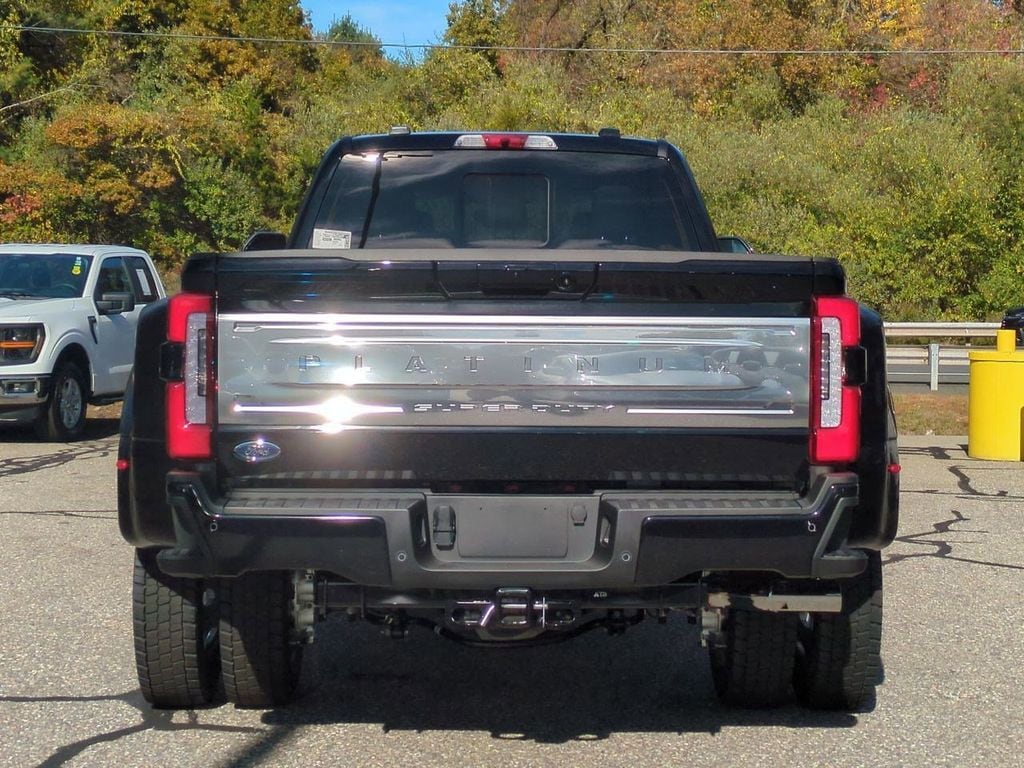 New 2026 Ford F-450 Platinum Truck Crew Cab