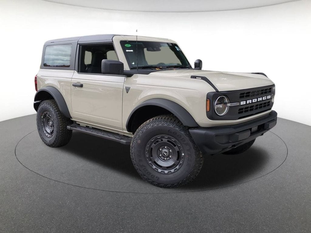 2025 Ford Bronco 2-Door Base's photo