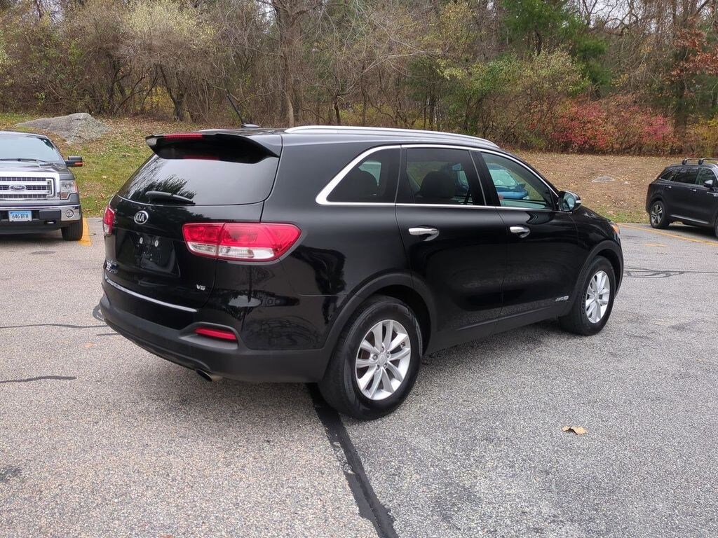 Used 2018 Kia Sorento LX SUV