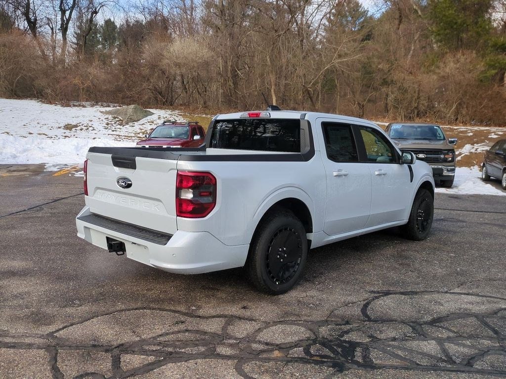 New 2026 Ford Maverick Lobo Standard Truck SuperCrew