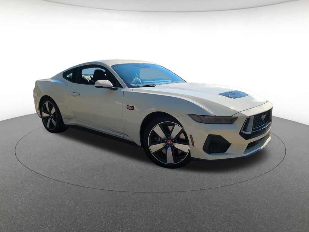 2025 Ford Mustang GT Premium's photo