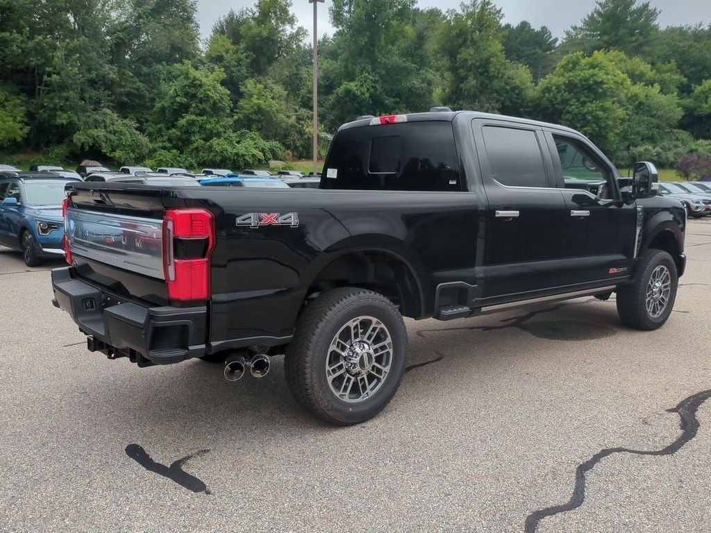 New 2025 Ford F-350 Platinum Truck Crew Cab