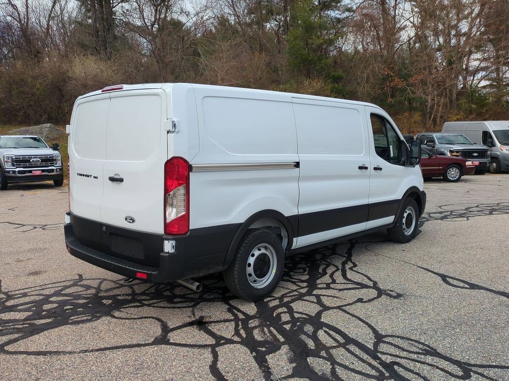 2026 Ford Transit photo 3