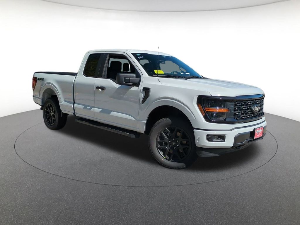 2025 Ford F-150 STX's photo