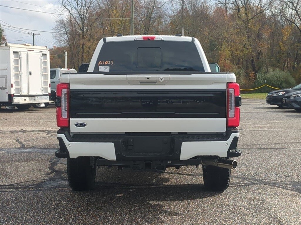 2026 Ford F-250 Platinum photo 4