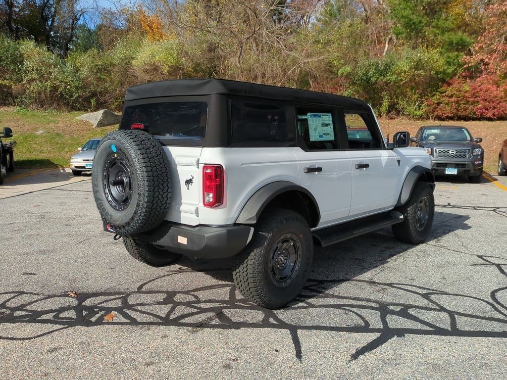 New 2025 Ford Bronco Base SUV