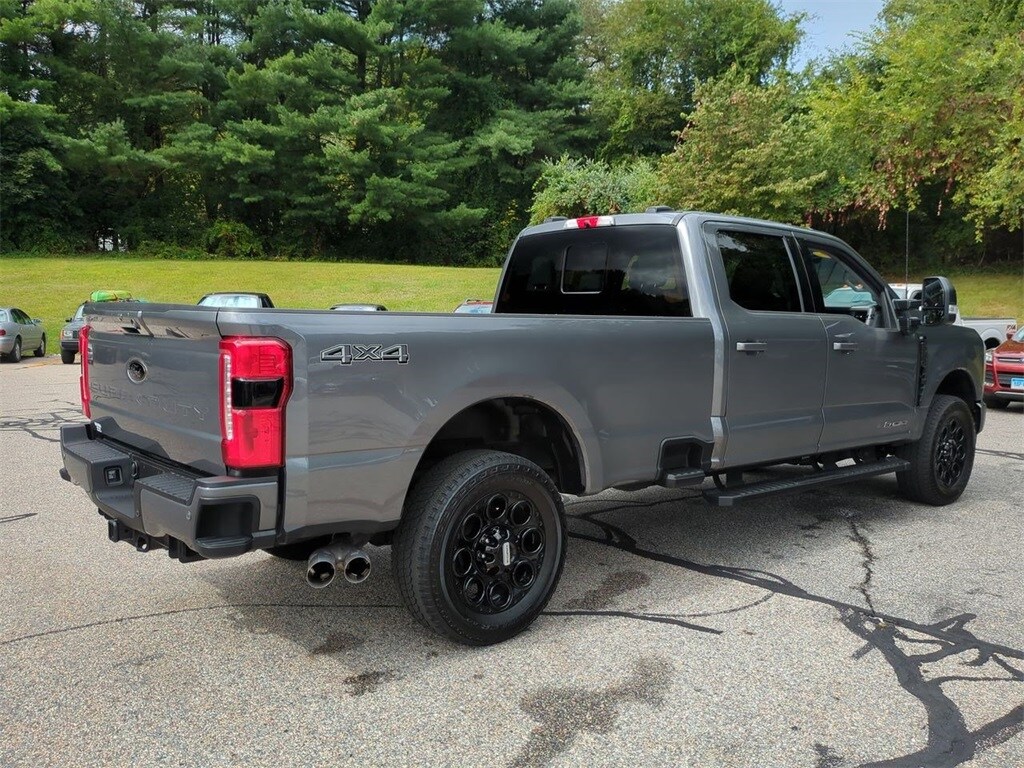 2024 Ford F-250 XLT photo 3