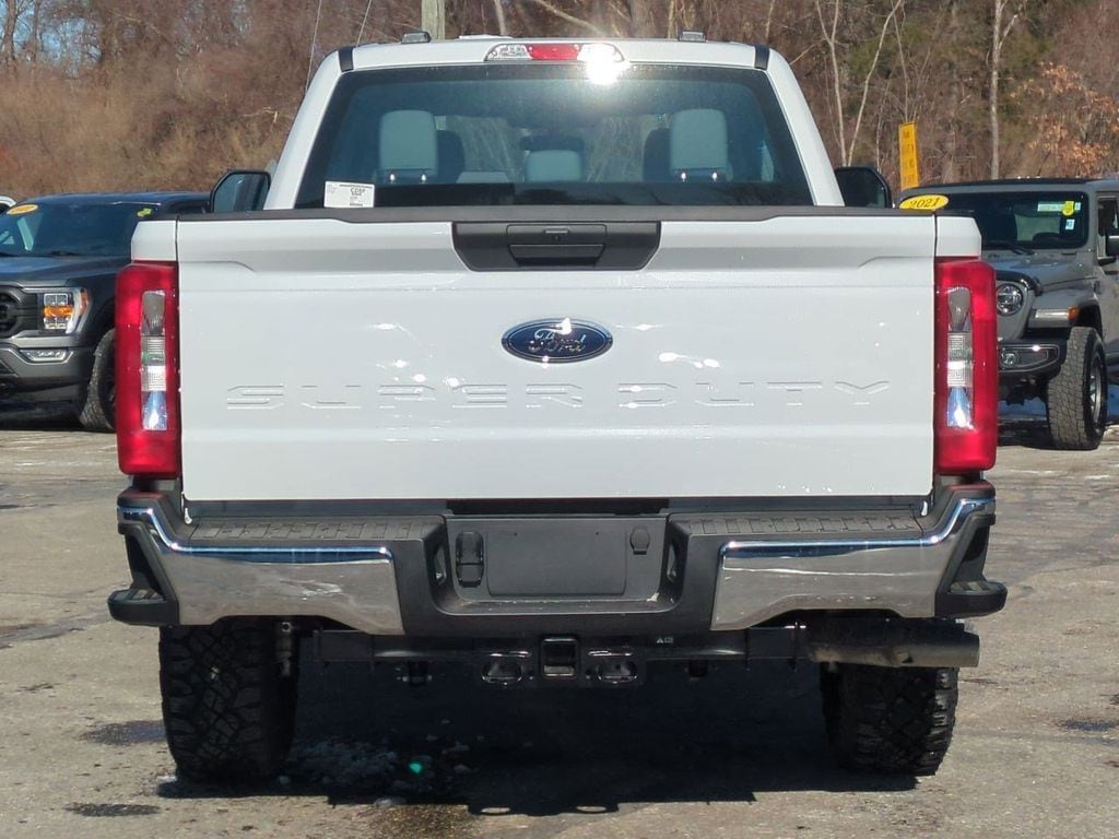 New 2026 Ford F-250 XL Truck Crew Cab