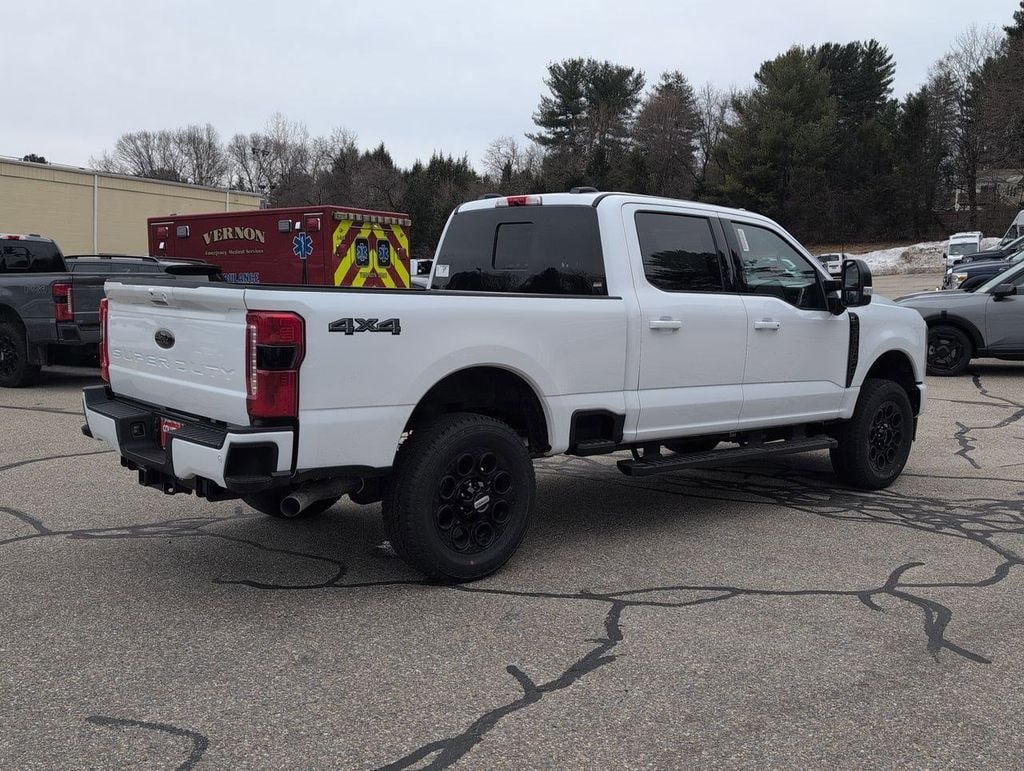 New 2026 Ford F-350 XLT Truck Crew Cab