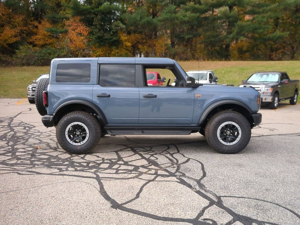 New 2025 Ford Bronco Badlands SUV
