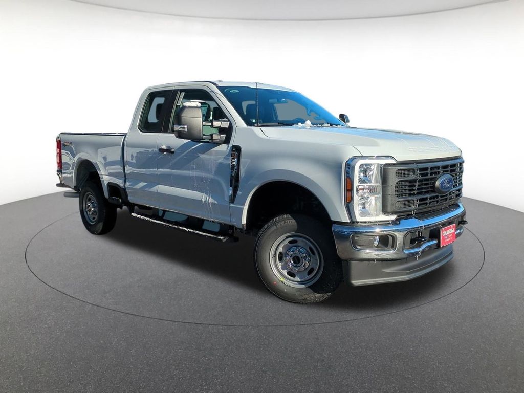 2026 Ford F-250 Super Duty XL's photo