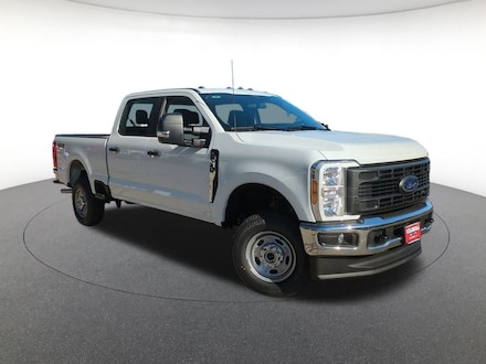 2025 Ford F-250 XL Truck Crew Cab Crew Cab