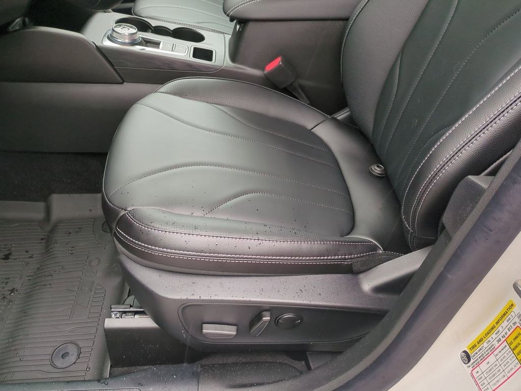 2025 Ford Escape Plug-in hybrid PHEV - Photo 10