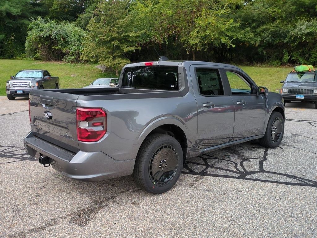 New 2025 Ford Maverick Lobo Standard Truck SuperCrew