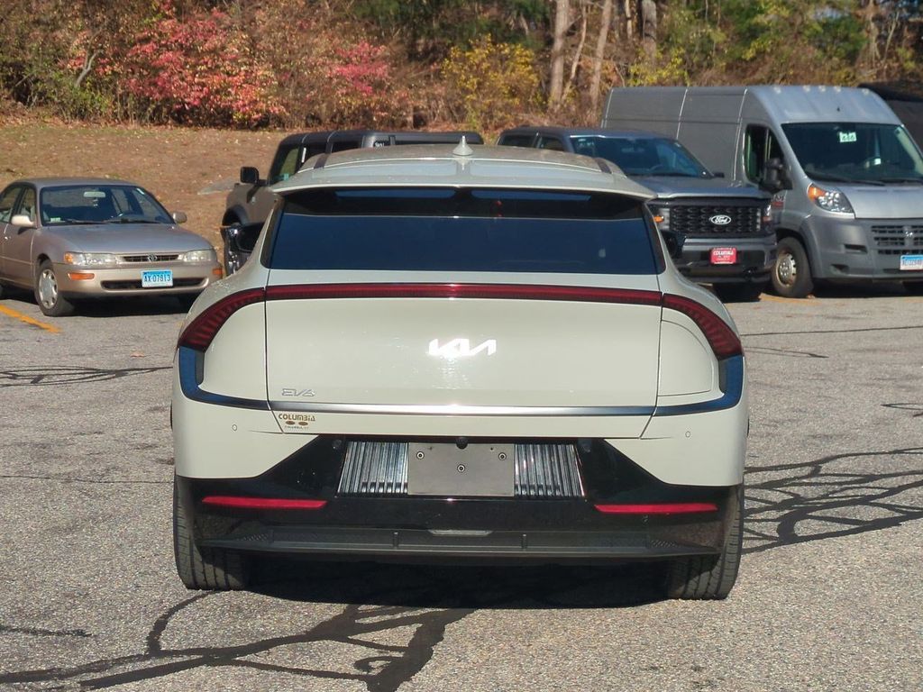 2023 Kia EV6 Wind photo 4