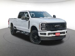 2026 Ford F-350 Lariat Truck Crew Cab Crew Cab