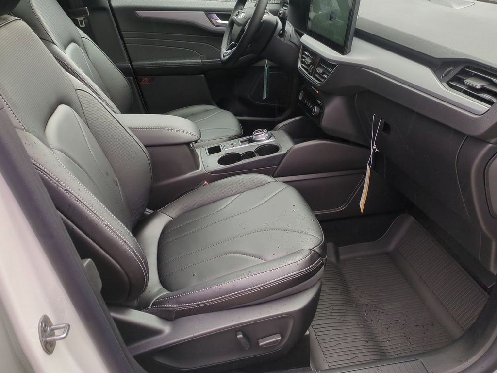 2025 Ford Escape Plug-in hybrid PHEV - Photo 31