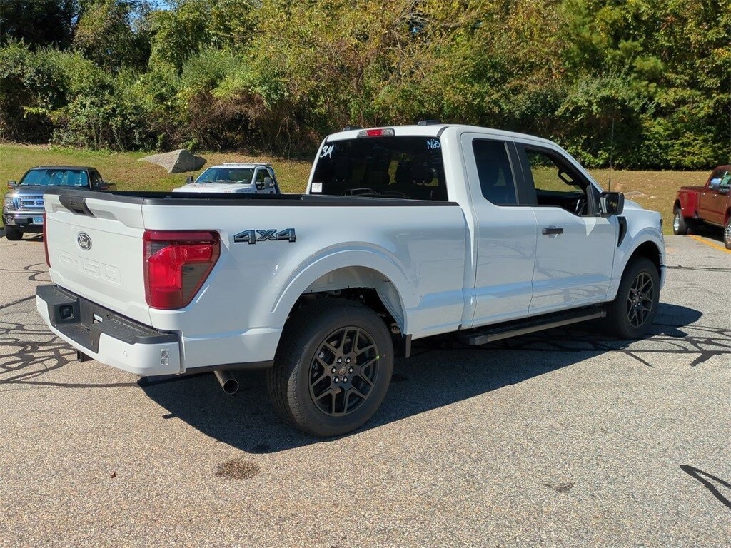 2025 Ford F-150 STX photo 3