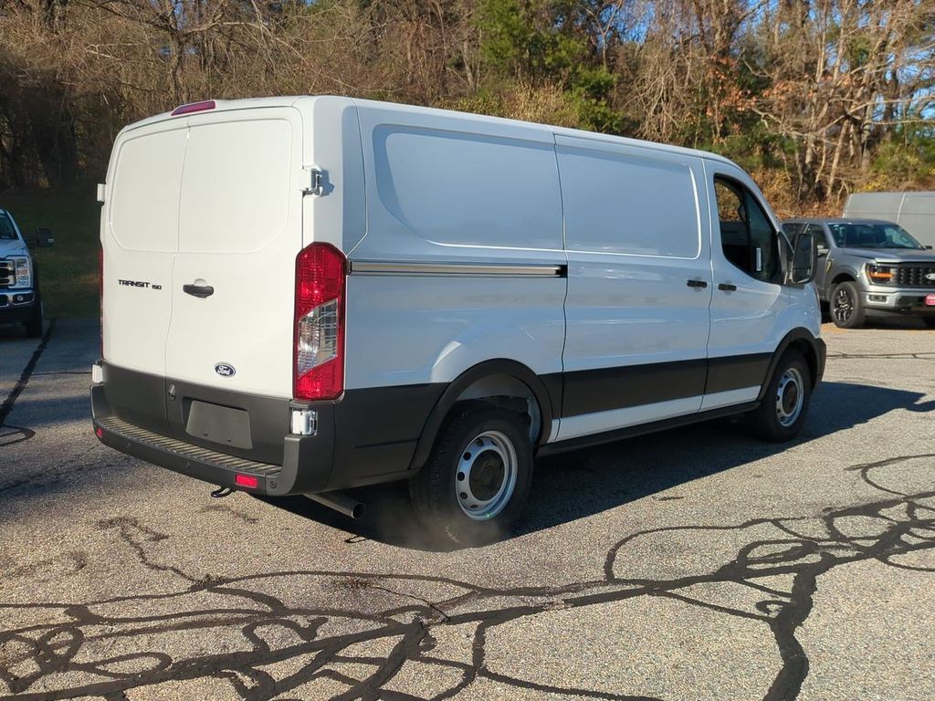2026 Ford Transit photo 3