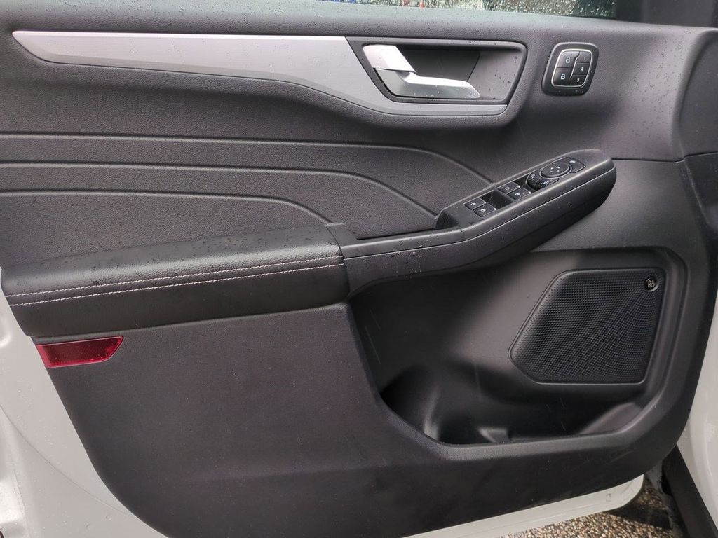 2025 Ford Escape Plug-in hybrid PHEV - Photo 20