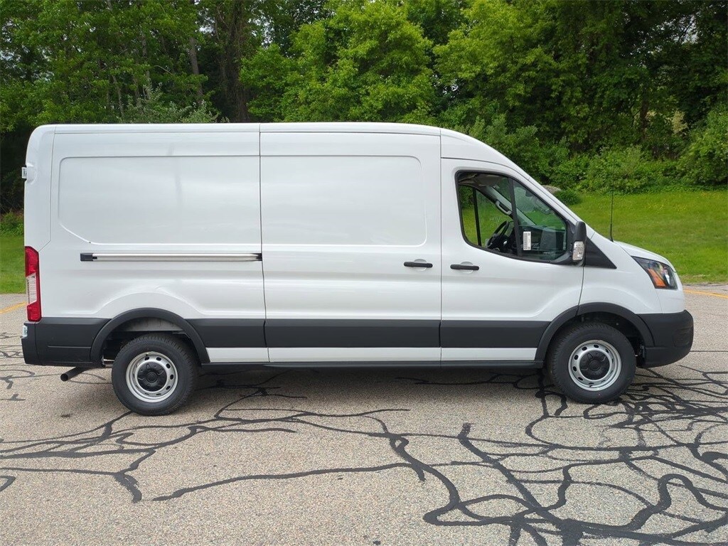 2025 Ford Transit Cargo Van photo 2